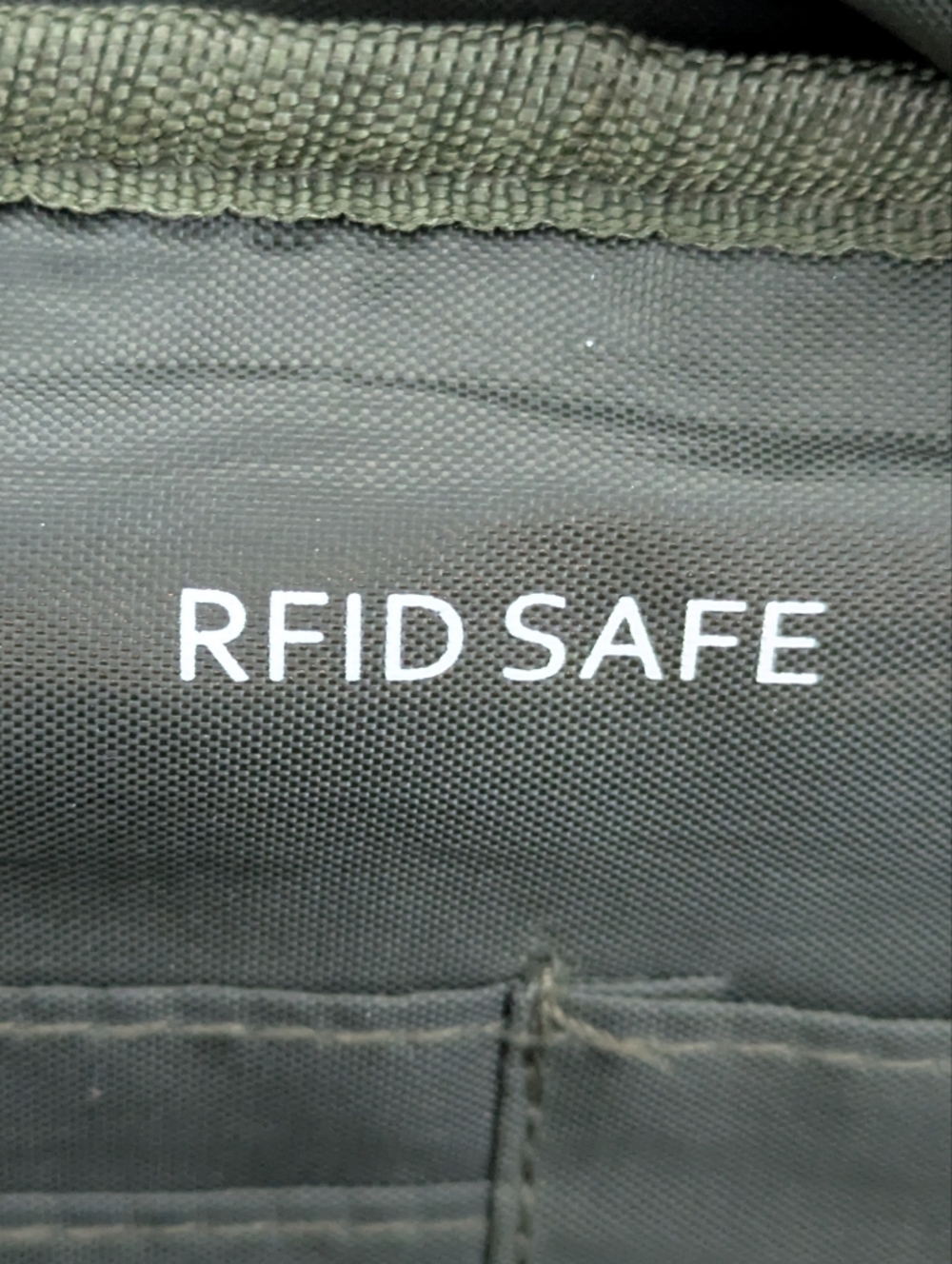 The Foldie Crossbody Green Travel Secure Fanny Pack - Picture 4 of 7